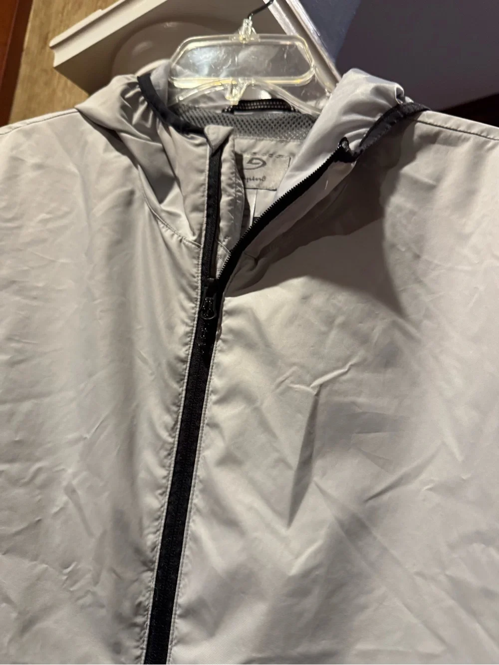 Champion Light Gray Windbreaker Jacket with Black Trim Men’s size Medium